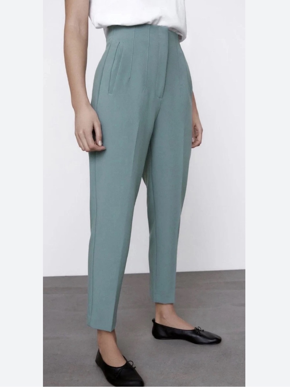 Zara Sage Green High-Rise Pleated Cropped Pants